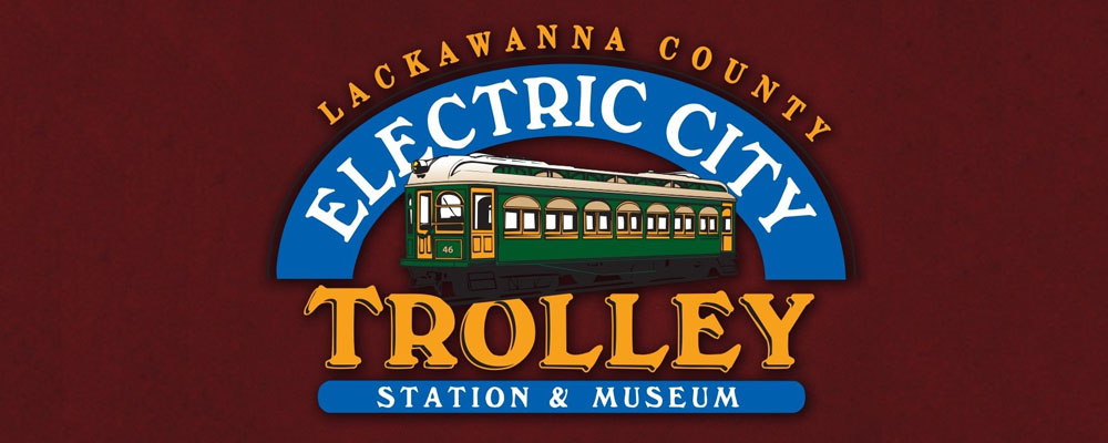 Trolley Museum Trim a Tree Challenge