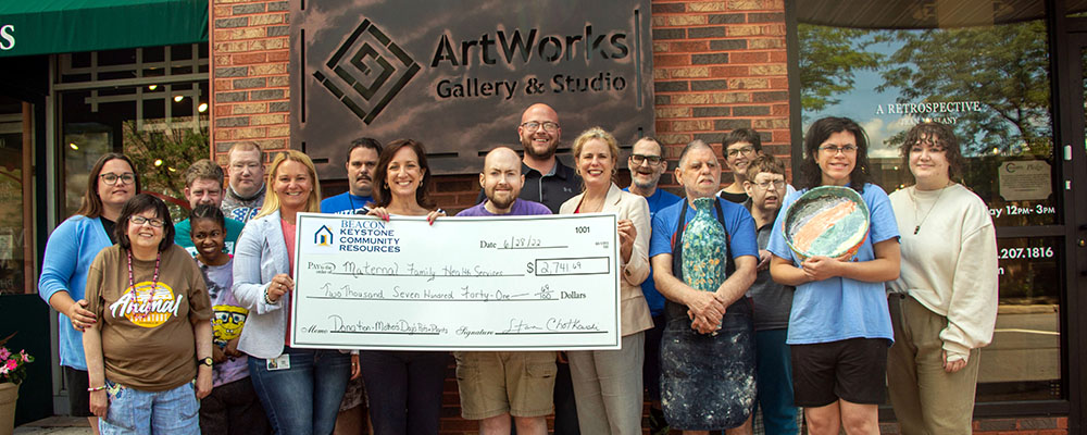 ArtWorks Gallery and Studio Donates to MFHS
